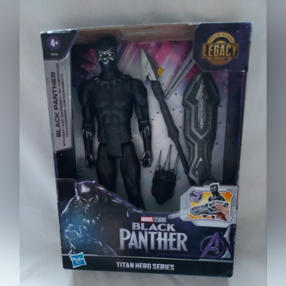 Black Panther Titan Hero Series